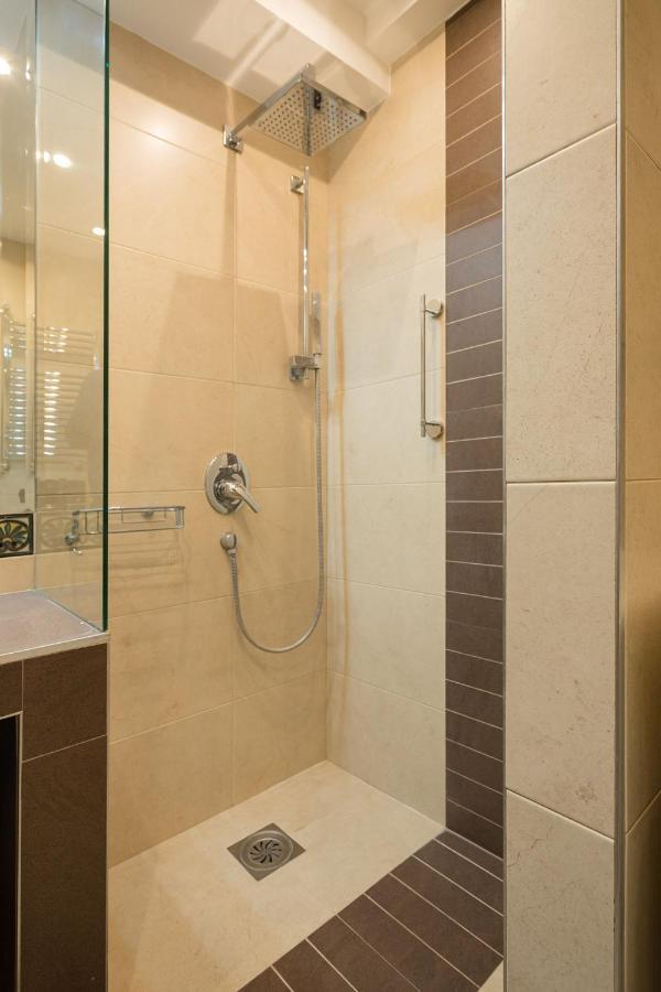 Belart Apartment Belgrado Esterno foto